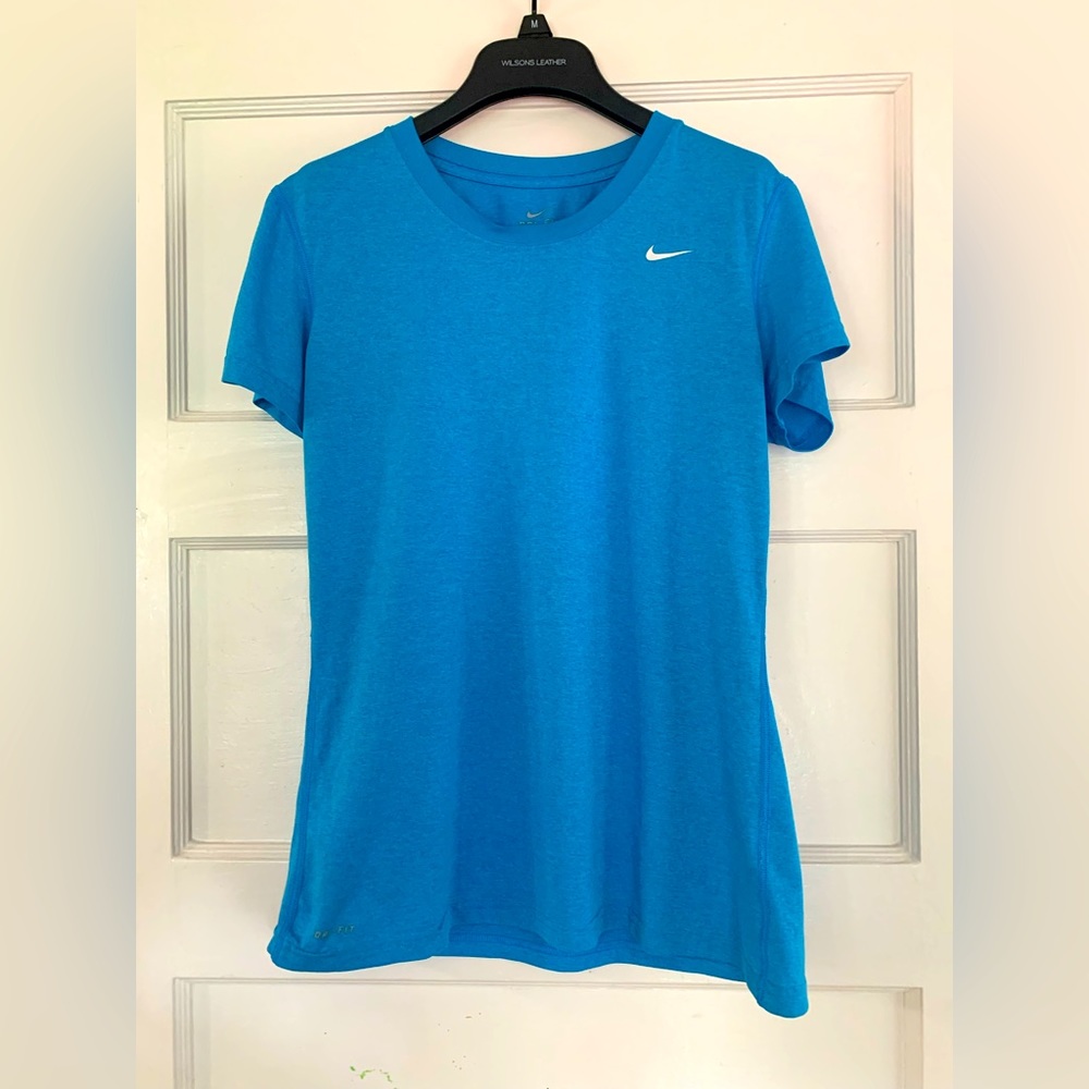 Nike DriFit Aqua workout shirt, women’s size M